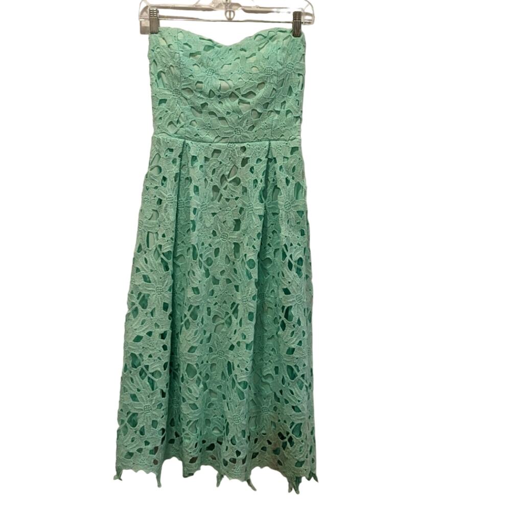 Francesca's Alya Strapless Lace Overlay knee length Mint Green Dress Size Small
